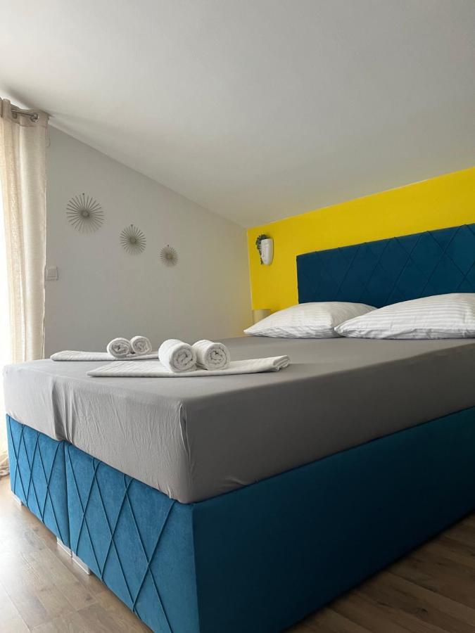 Guesthouse Villa Jurisic 诺瓦利娅 外观 照片