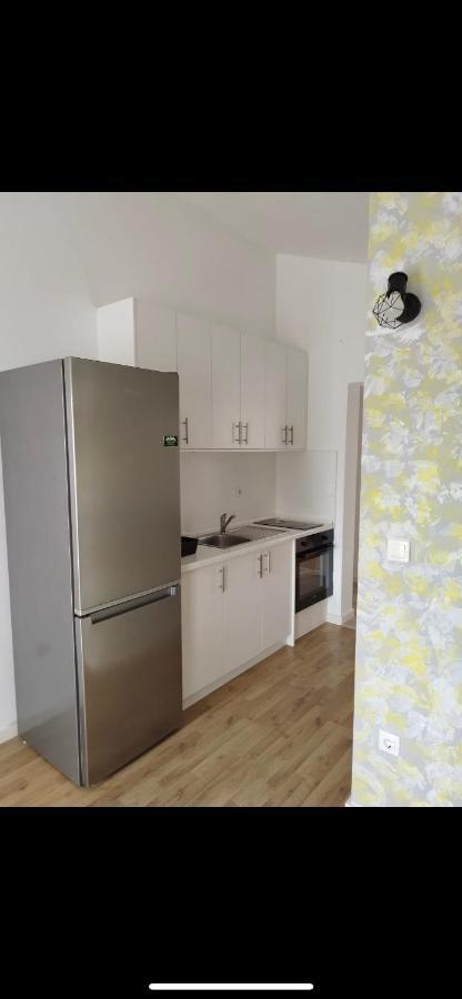 Guesthouse Villa Jurisic 诺瓦利娅 外观 照片