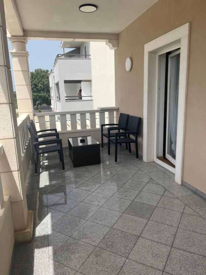 Guesthouse Villa Jurisic 诺瓦利娅 外观 照片