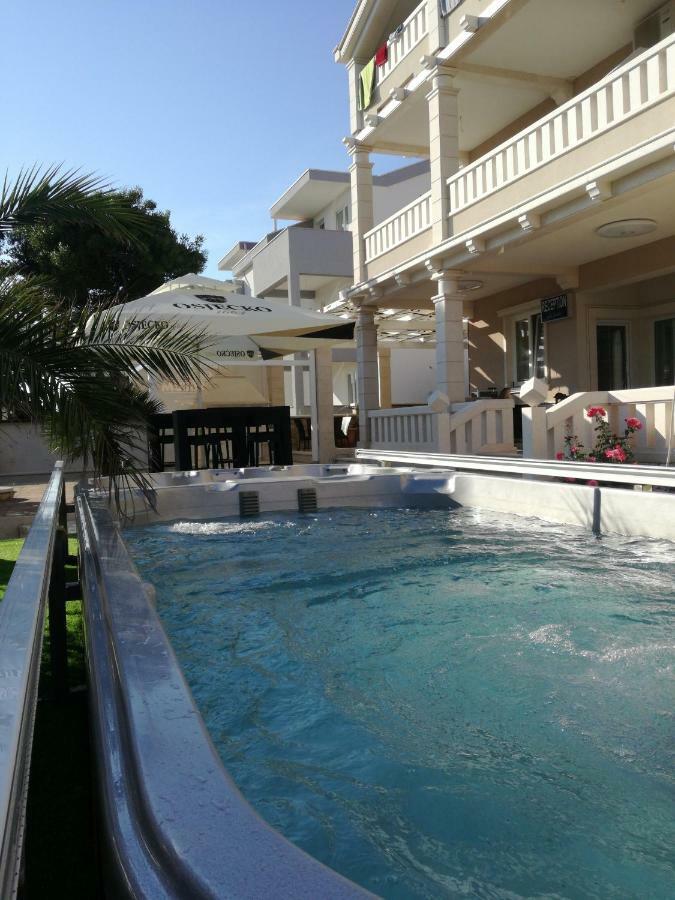 Guesthouse Villa Jurisic 诺瓦利娅 外观 照片