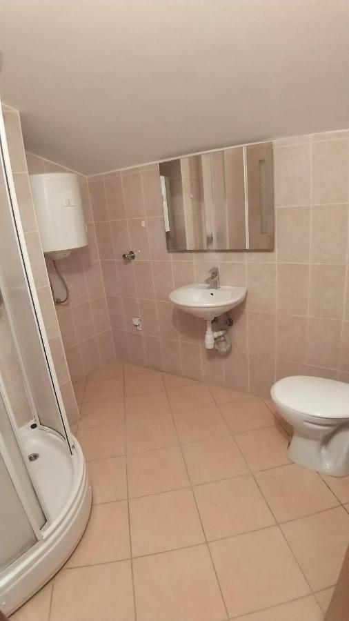 Guesthouse Villa Jurisic 诺瓦利娅 客房 照片
