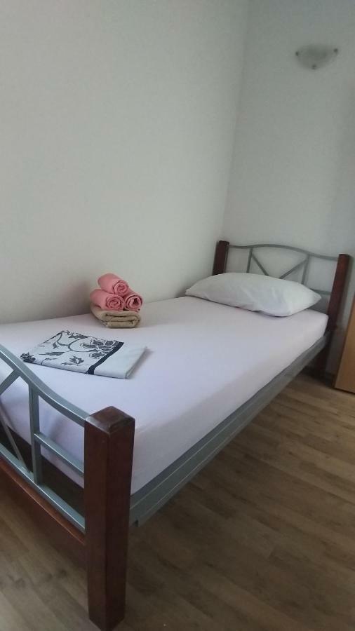 Guesthouse Villa Jurisic 诺瓦利娅 外观 照片